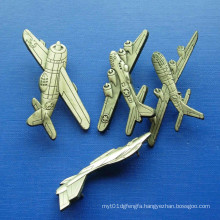 Plane Zinc Alloy Lapel Pin, Gold Plated Badge (GZHY-BADGE-028)